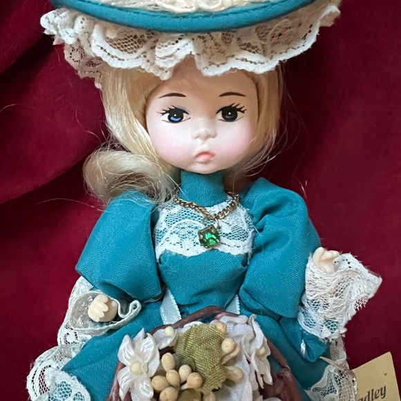 Vintage “Miss Emerald” 8” Tall Doll. May Birthday. By Bradley Collectible Dolls. - Picture 3 of 11